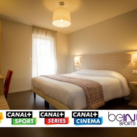 Brit Hotel Brive La Gaillarde - Restaurant La Limousine Malemort Exteriér fotografie